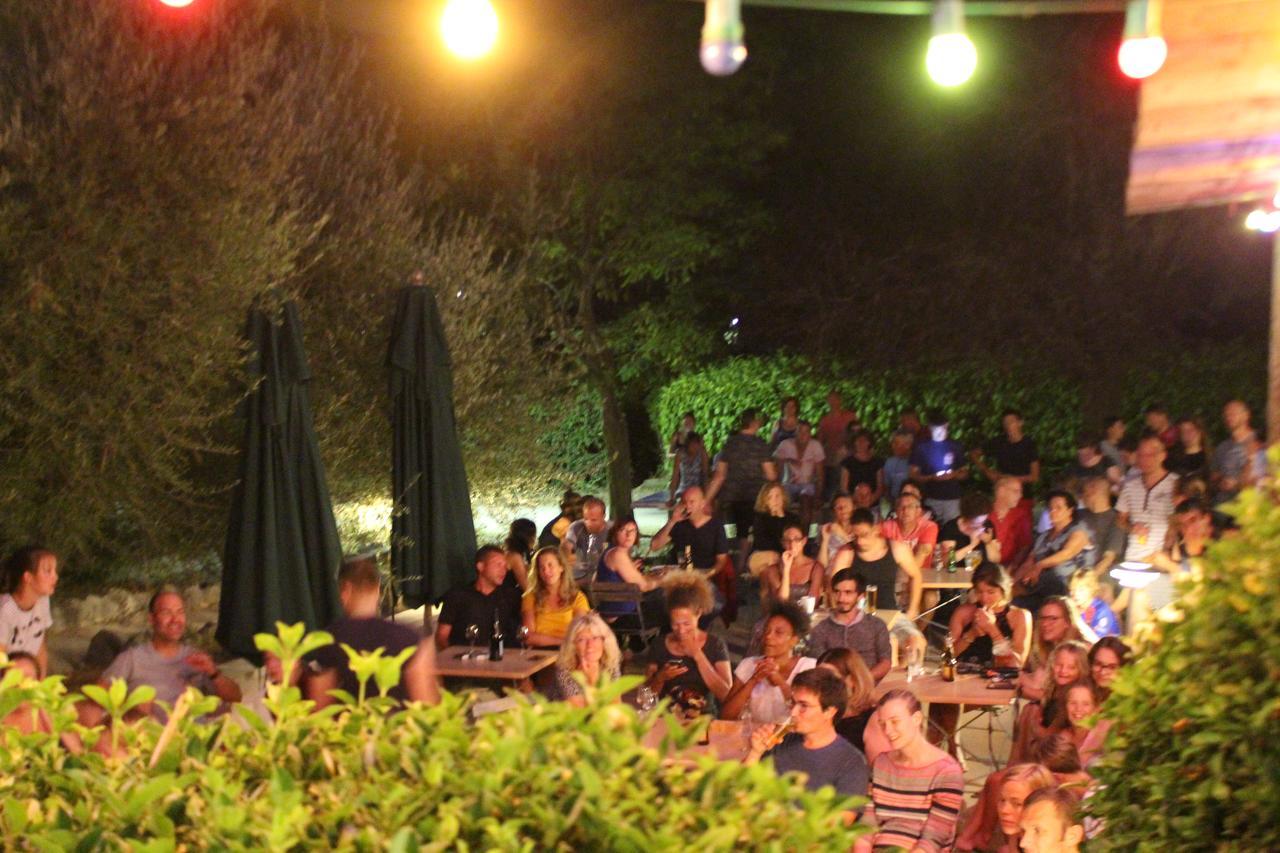 Camping Forcalquier Les Routes De Provence Hotel Ngoại thất bức ảnh