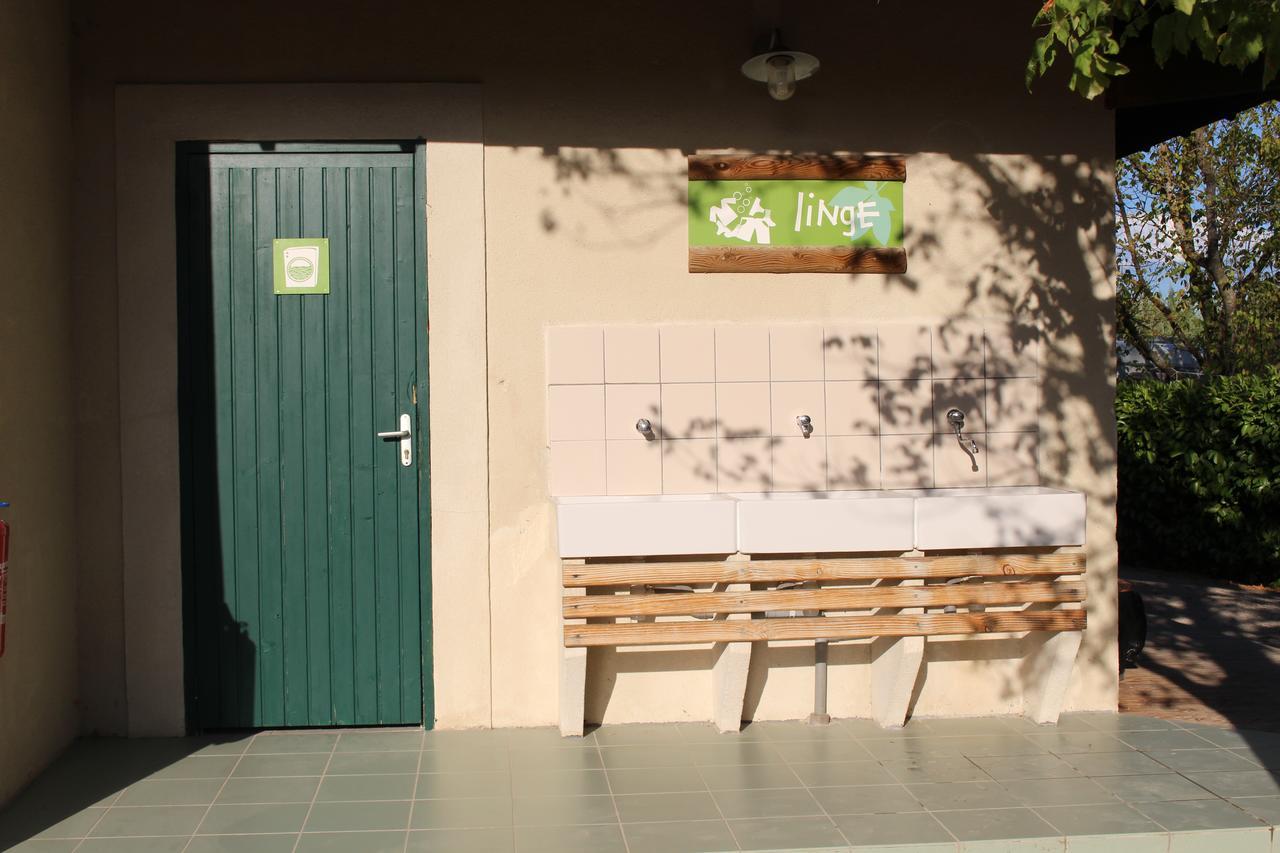 Camping Forcalquier Les Routes De Provence Hotel Ngoại thất bức ảnh