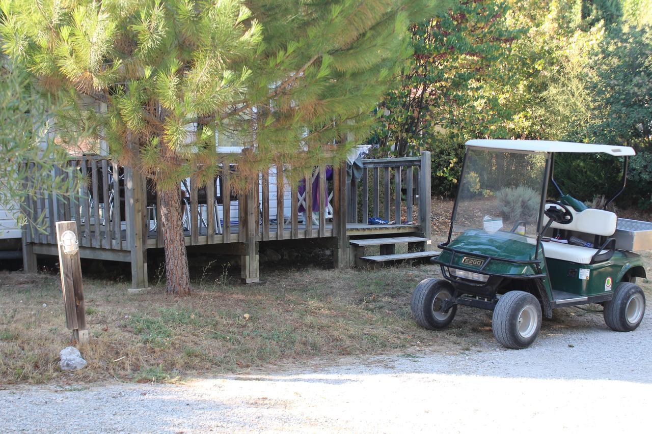 Camping Forcalquier Les Routes De Provence Hotel Ngoại thất bức ảnh