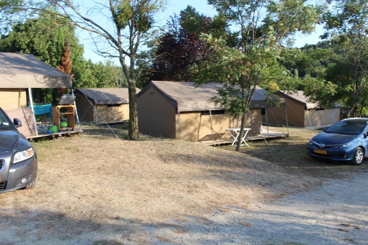 Camping Forcalquier Les Routes De Provence Hotel Ngoại thất bức ảnh
